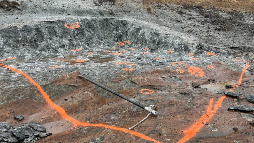 Renforcement de la ligne 7004 à 735 kV du poste aux Outardes au poste des Laurentides